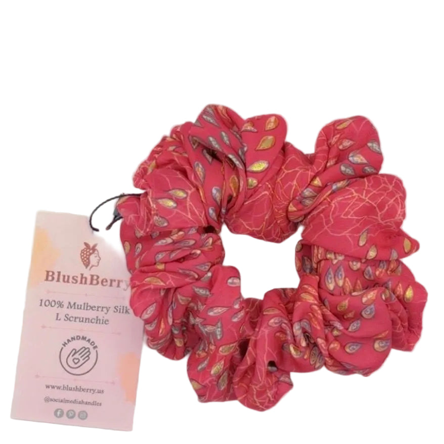 Peach and gold pattern-Pure Mulberry Silk Scrunchie – 20 Momme | 5.5"