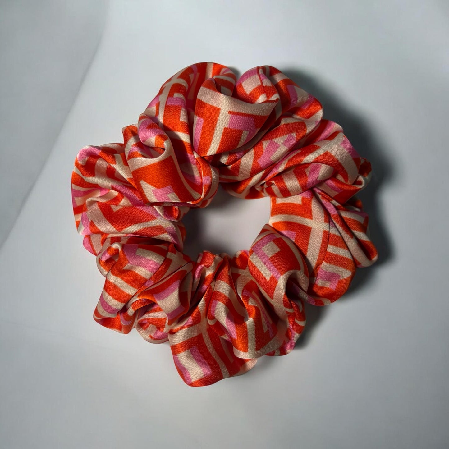 Orange and Pink Marble design-Pure Mulberry Silk Scrunchie – 20 Momme | 5.5"
